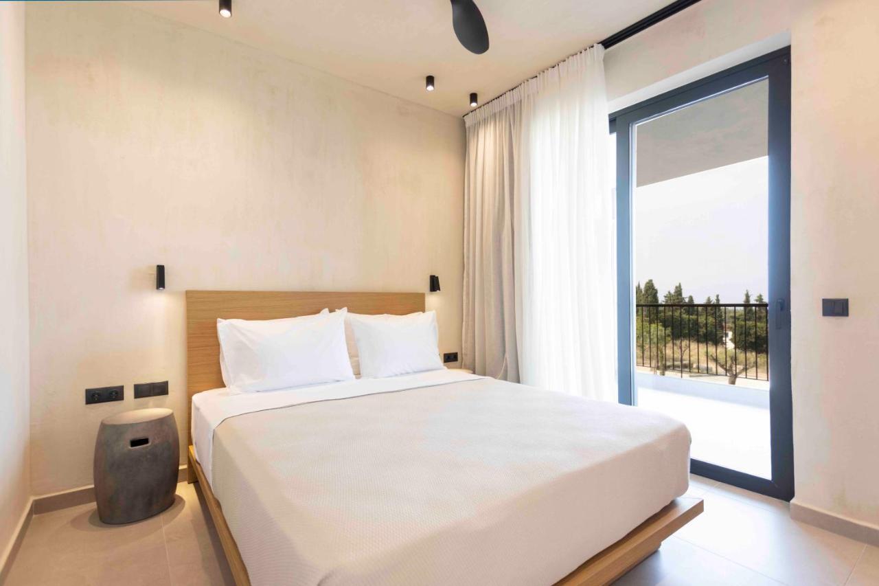Pnoes Luxury Suites Paliúri Kültér fotó