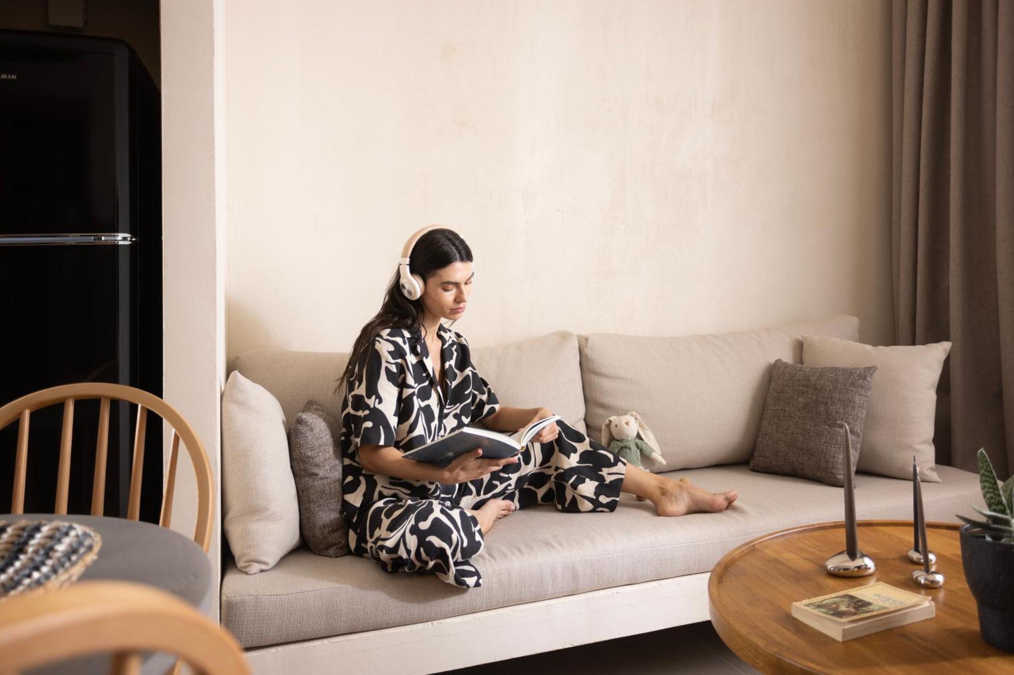 Pnoes Luxury Suites Paliúri Kültér fotó