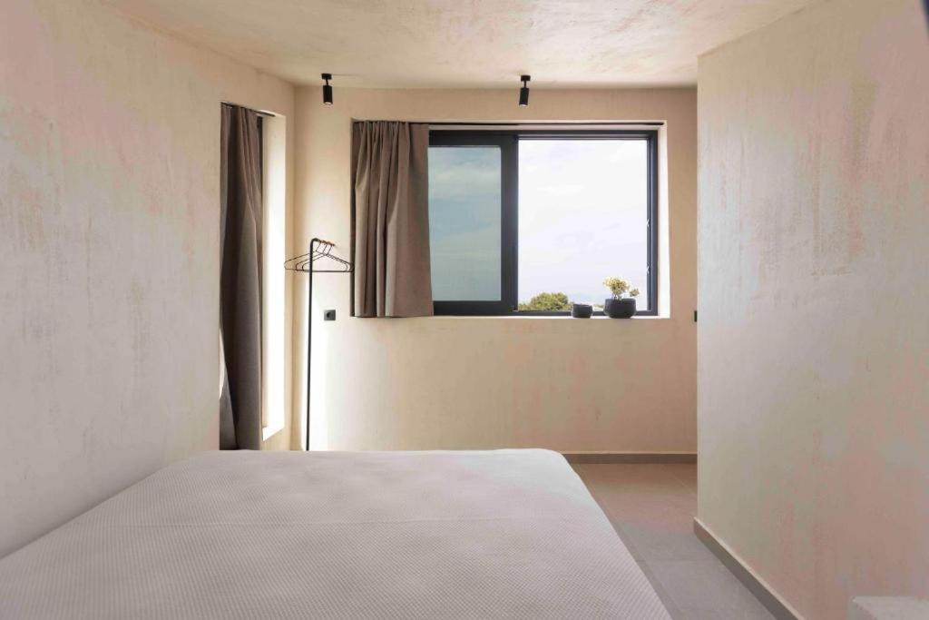 Pnoes Luxury Suites Paliúri Kültér fotó