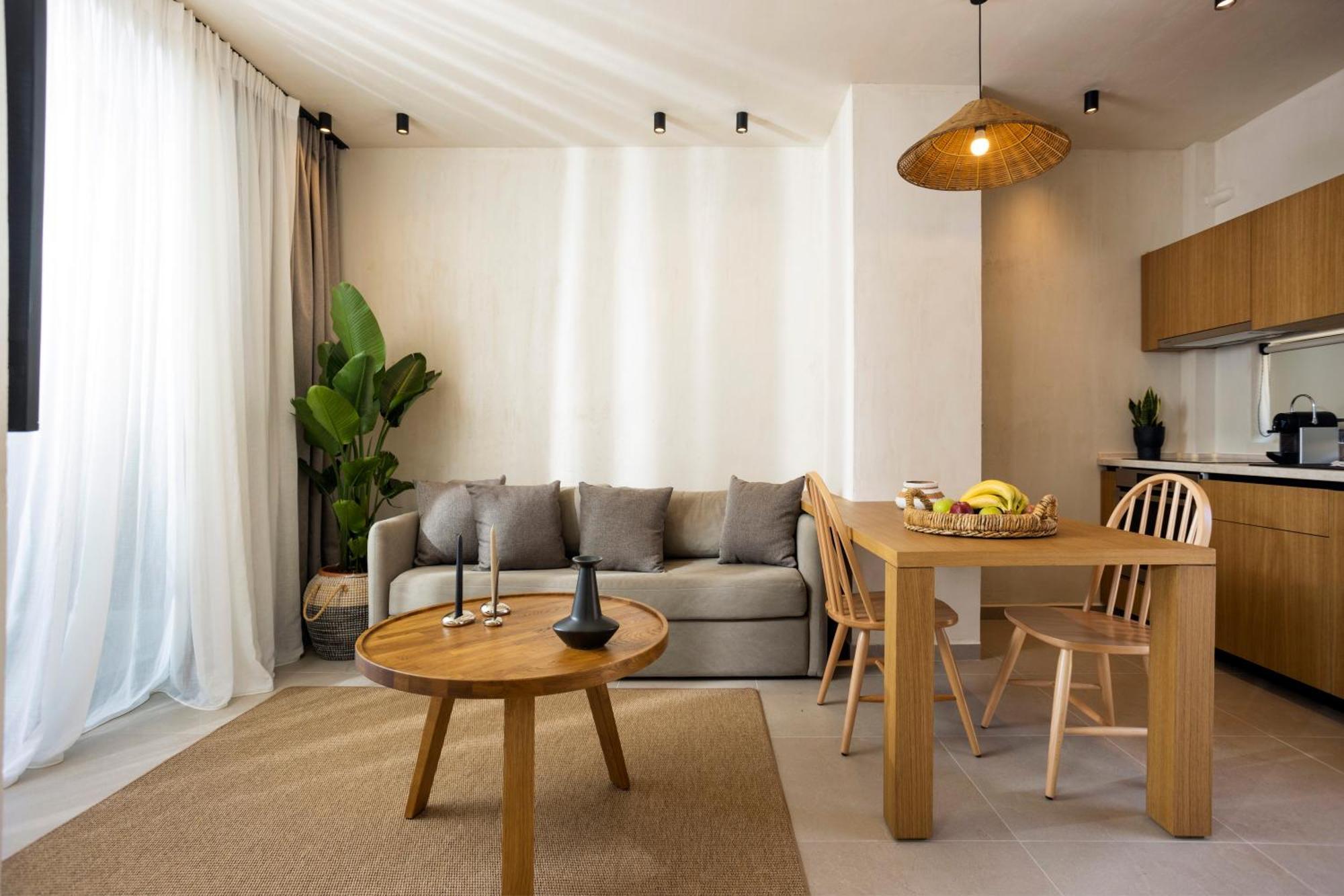 Pnoes Luxury Suites Paliúri Kültér fotó